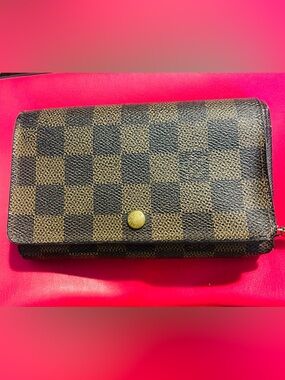 Louis Vuitton Brown Damier Canvas Wallet with Gold Hardware